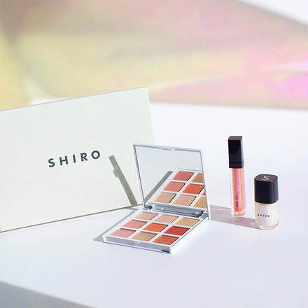 SHIRO シロ　伊勢丹限定品 オーロラメイクアップキット SHIRO シロ SHIRO オーロラメイクアップ キット｜美容メディア