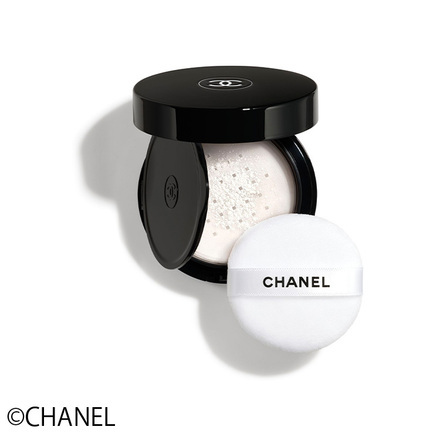 シャネル プードゥル ユニヴェルセル リーブル オン-ザ-ゴー｜美容